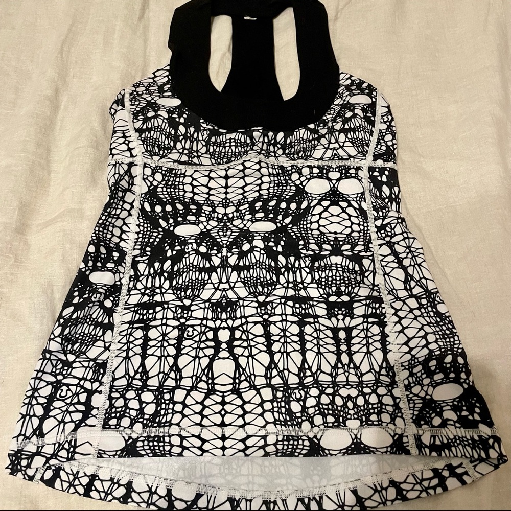 Lululemon Scoop Neck Tank - White Black Glacier Lace / Black